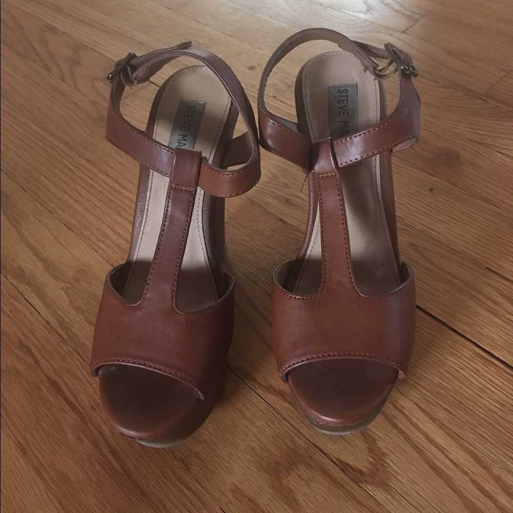 Steve Madden brown wedges size 6